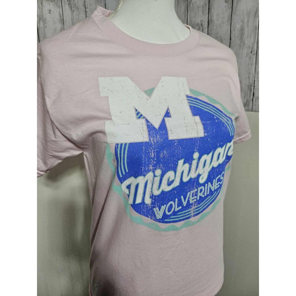 NWT Michigan Wolverines Pink Graphic Tee Women’s Small NCAA Shirt